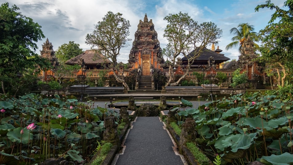 7-day Bali honeymoon